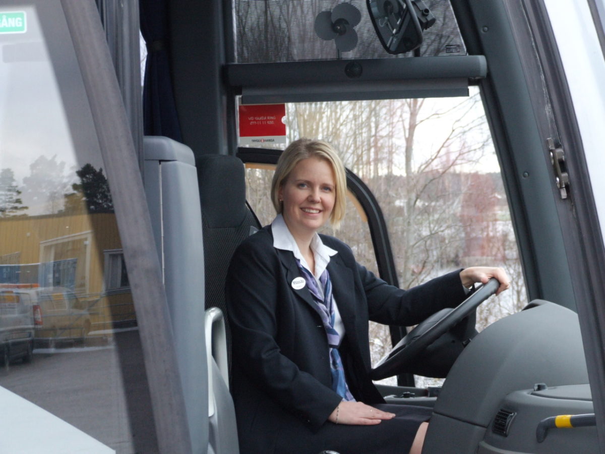 Wallners Buss kör vidare i tuff bransch