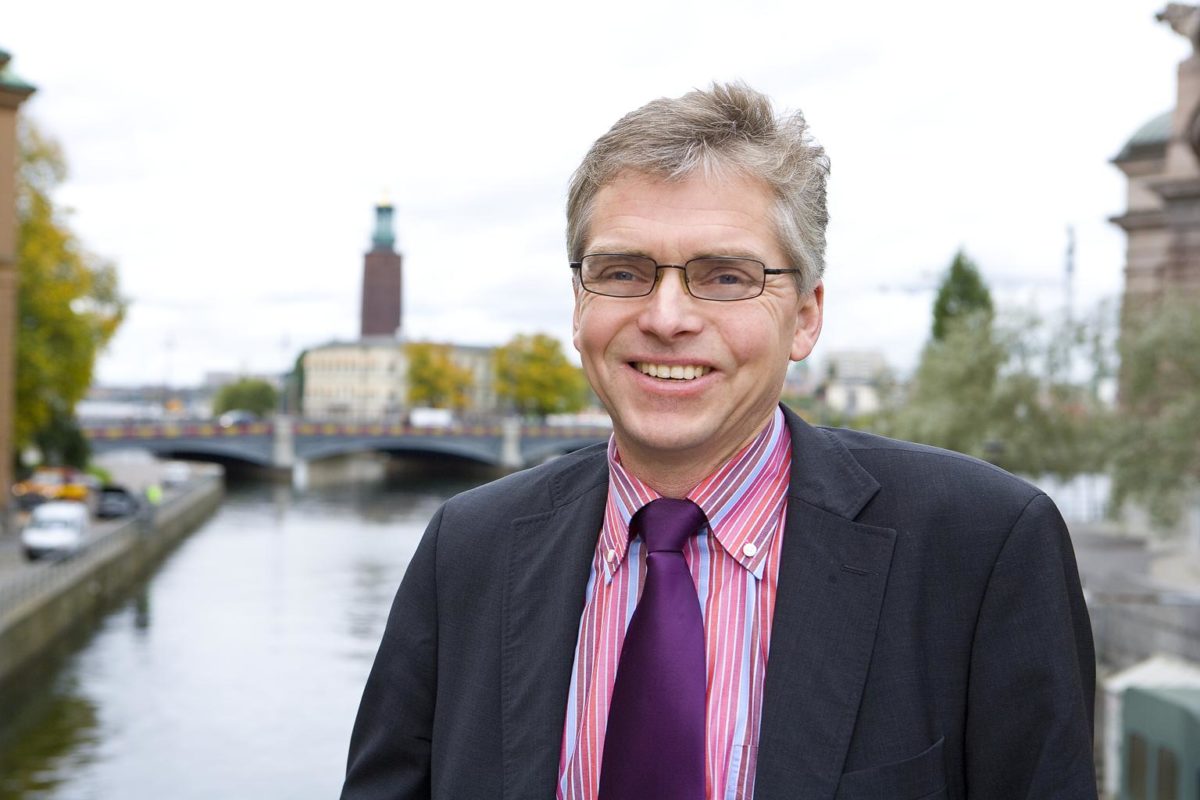 Sänkt arbetsgivaravgift för den först anställde – permanentas
